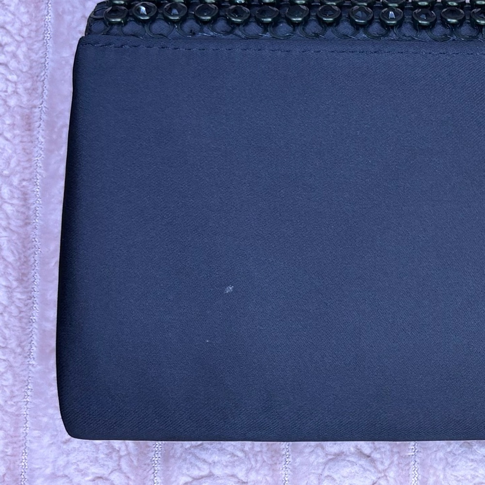 Rhinestone And Beaded Clutch Bundle - Picture 6 of 6